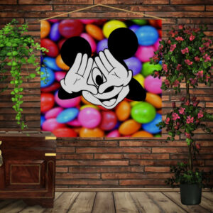 Мобільна картина-постер (гобелен)на тканині з 3D з принтом Міккі Маус і цукерки