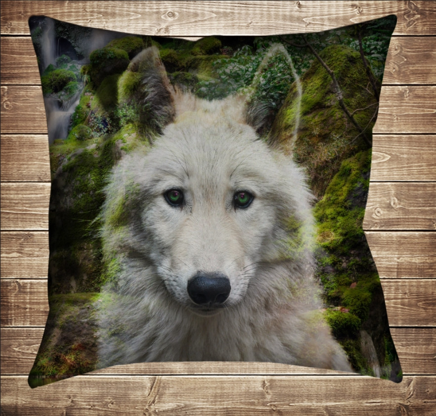Подушка з 3D принтом Білий вовк