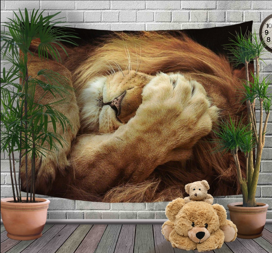 Панно - тапестри (гобелен) с 3D принтом Сплячий лев