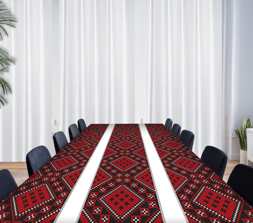 Скатертина з принтом Вишиванка