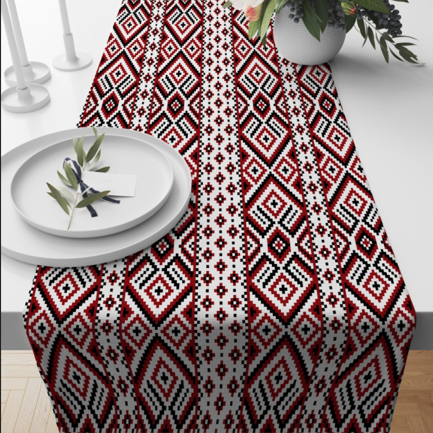 Раннер (доріжка на стіл) з принтом Вишиванка