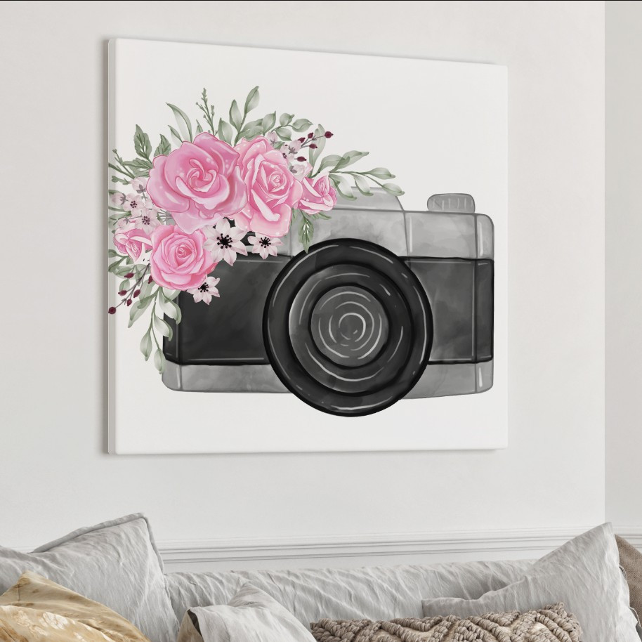 Картина з натюрмортом - Букет троянд та фотоапарат