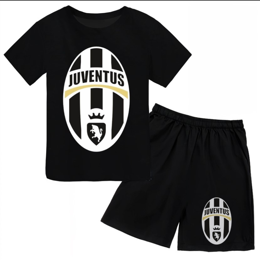 Футболка і шорти