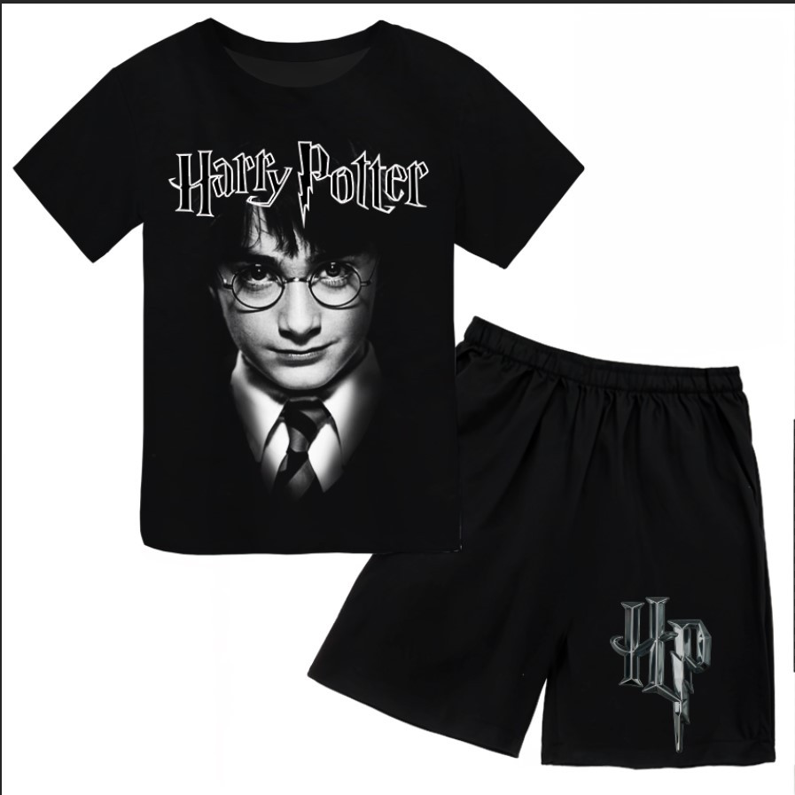 Футболка і шорти