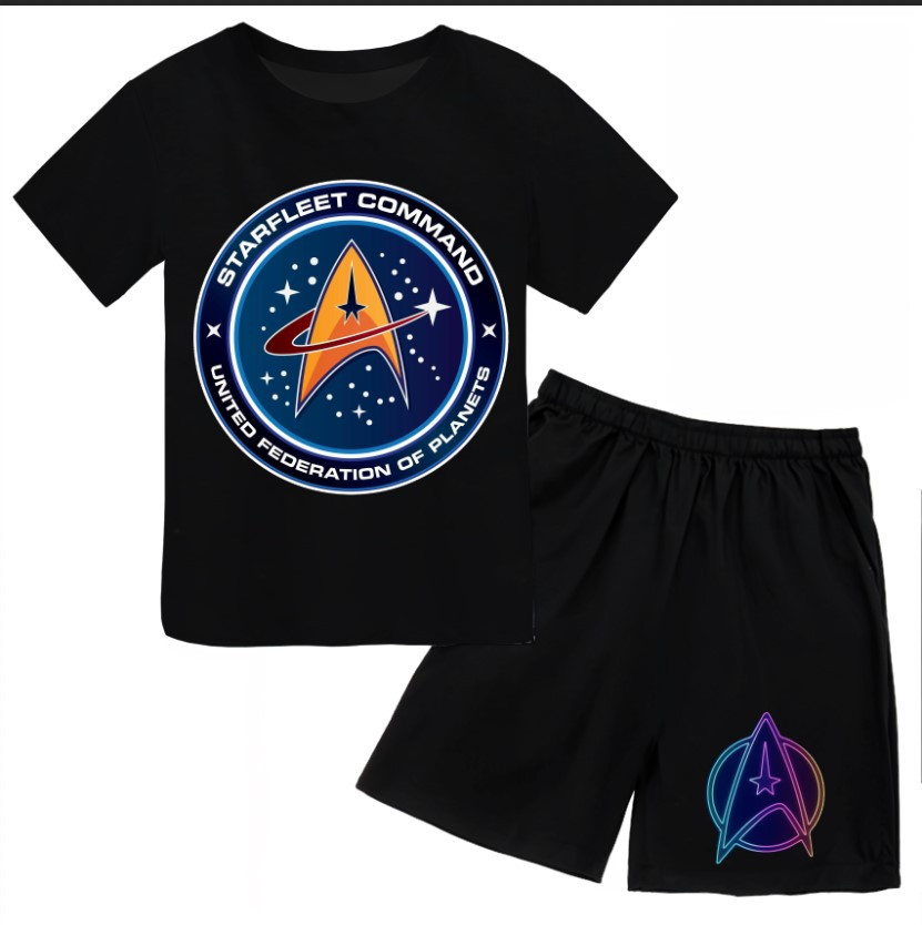 Футболка і шорти