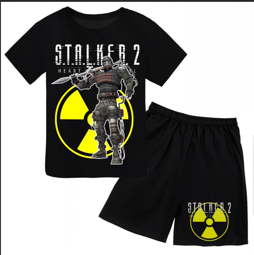 Футболка і шорти