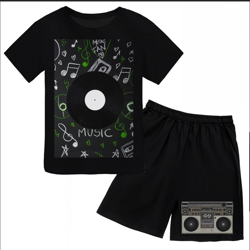 Футболка і шорти