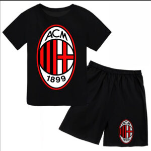 Футболка і шорти