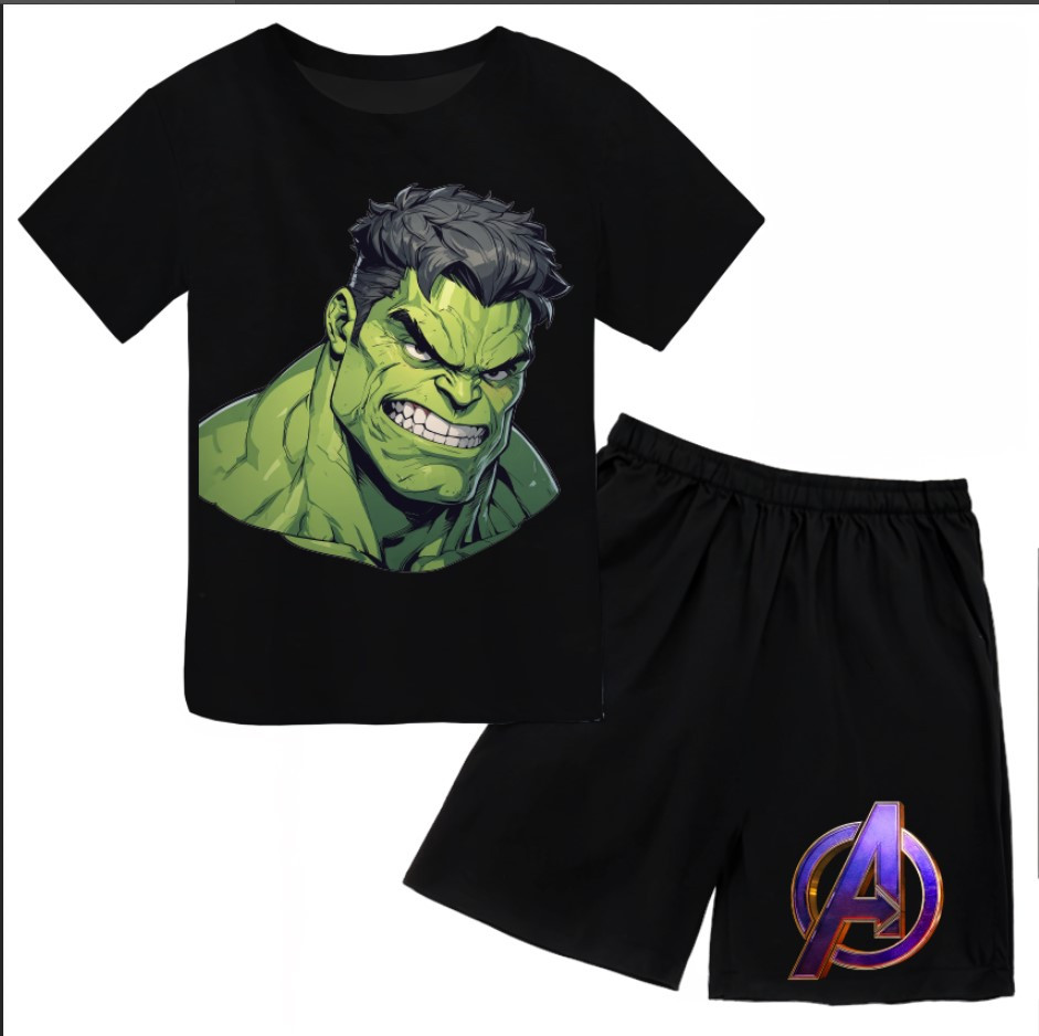 Футболка і шорти