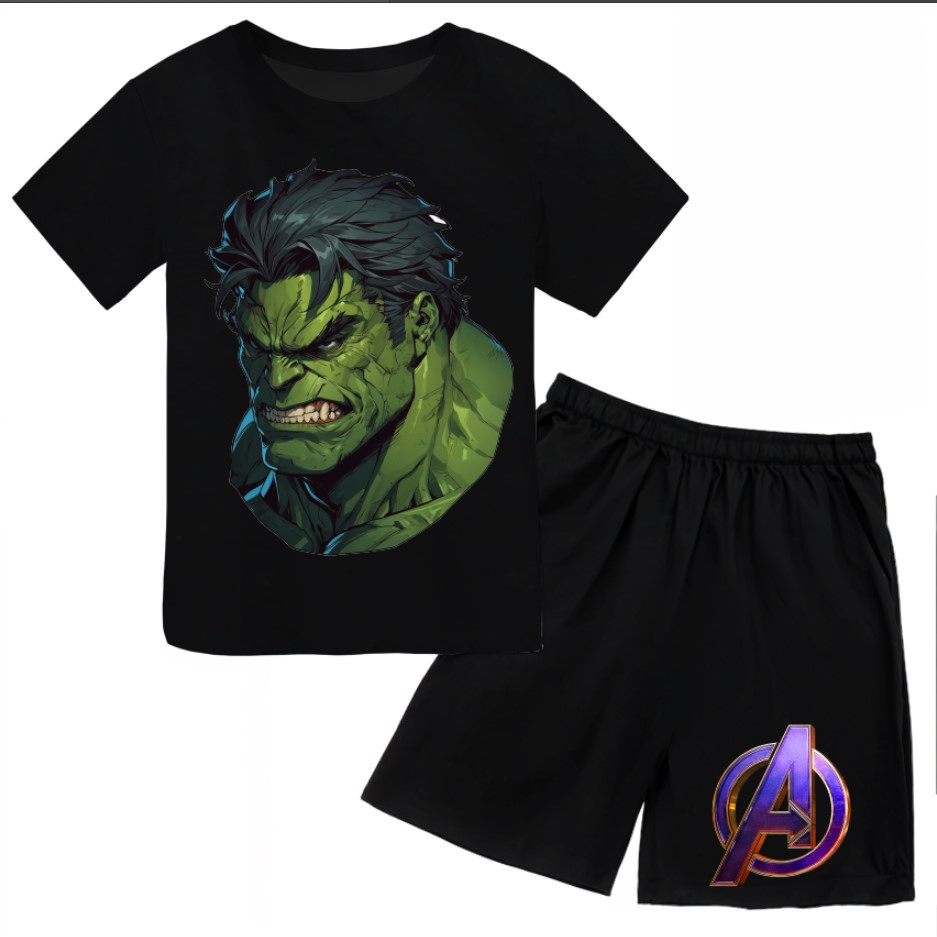 Футболка і шорти