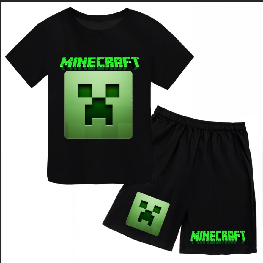 Футболка і шорти