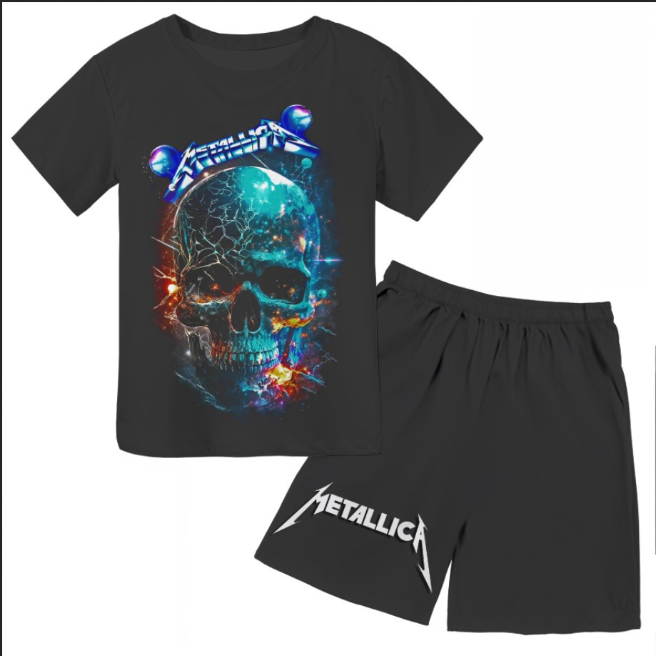 Футболка і шорти