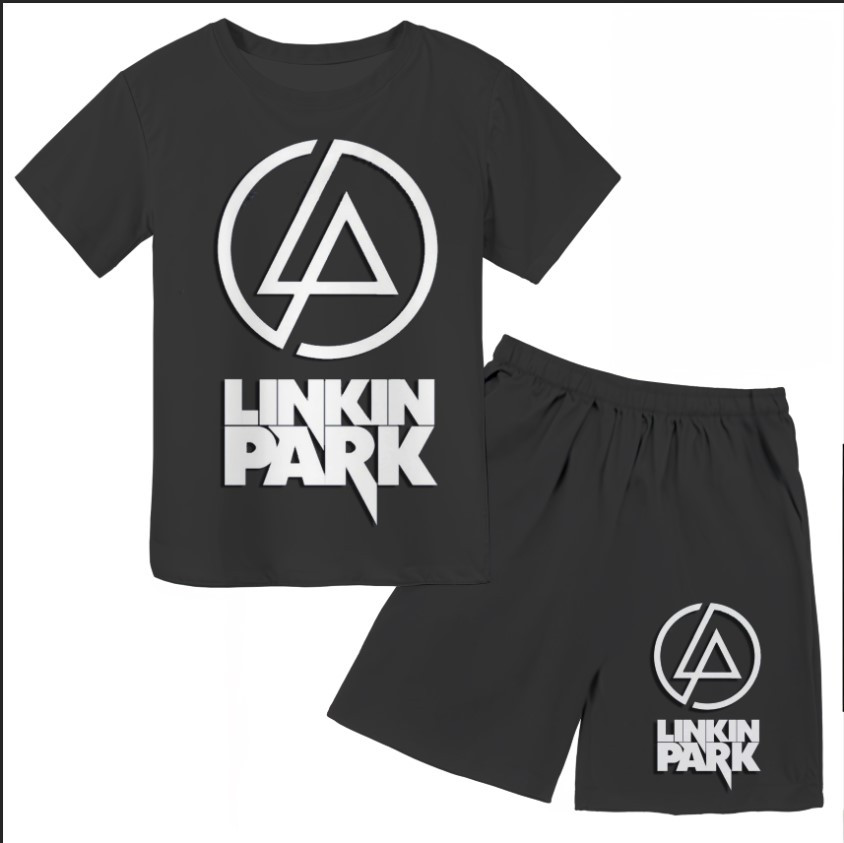 Футболка і шорти