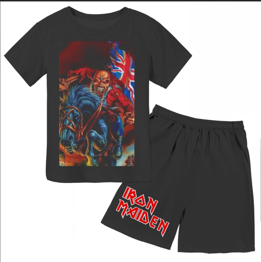 Футболка і шорти