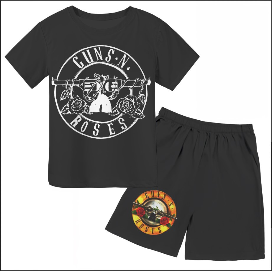 Футболка і шорти