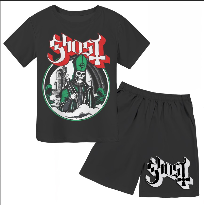 Футболка і шорти