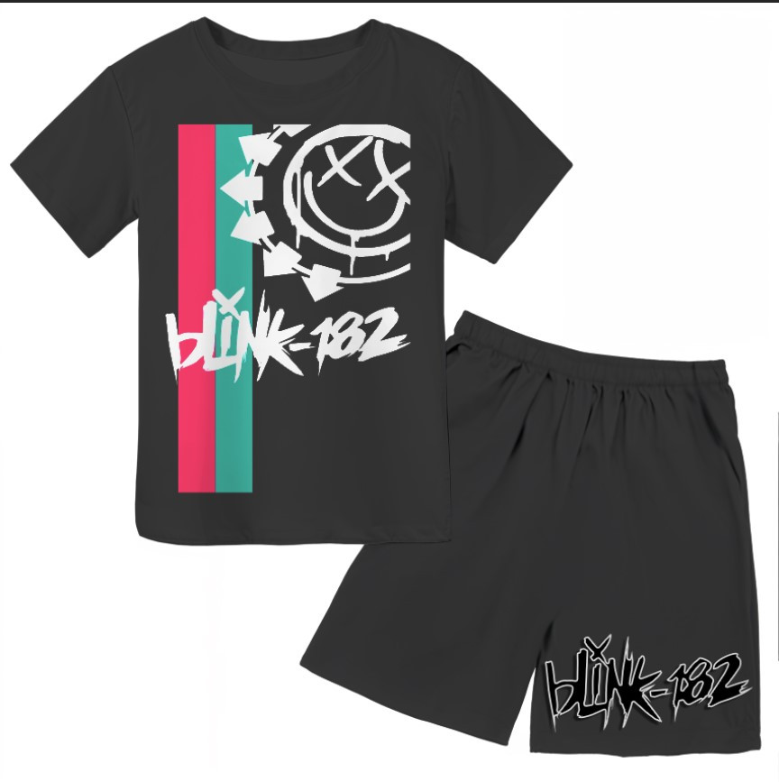 Футболка і шорти