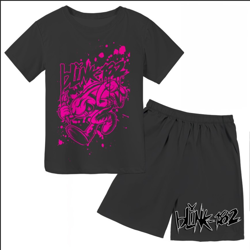 Футболка і шорти