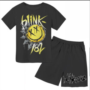 Футболка і шорти