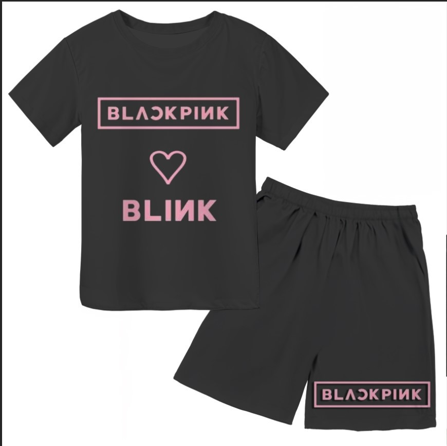 Футболка і шорти
