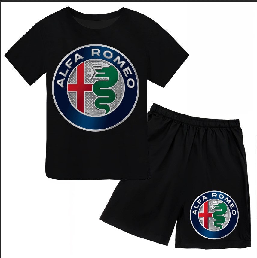 Футболка і шорти