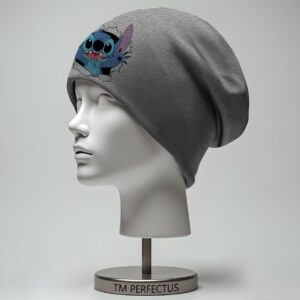 Шапка "Стіч вилазить з дірки" унісекс з принтом ВСІ розміри