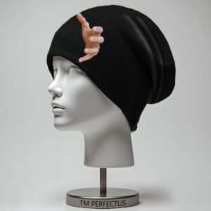 Шапка "Руки людини хапають голову" унісекс з принтом ВСІ розміри